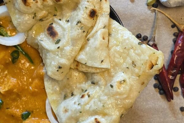 Butter Naan, Chicken Tikka Masala & Mango Lassi