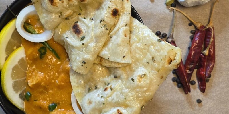 Butter Naan, Chicken Tikka Masala & Mango Lassi