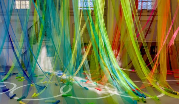 Ausstellungsansichten MARTINA SALZBERG ∙ LUX LEVIS, Studienkirche St. Josef © Hans Mitterer