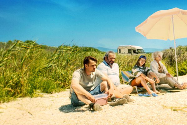 BonVoyage_c_Happy-Entertainment