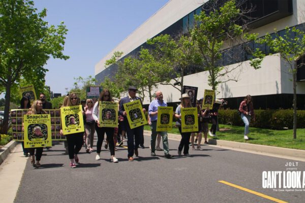 Can_t Look Away - Film Still 2 - Jolt Presents - hires