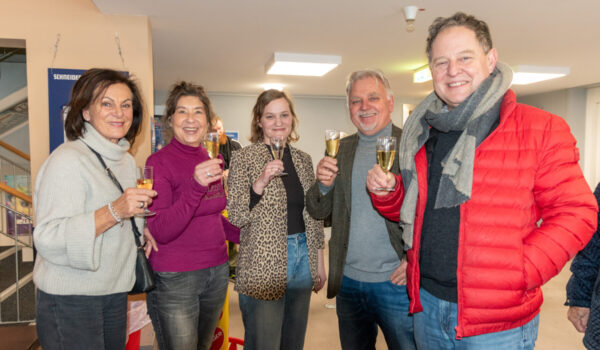 Erfolgreicher Auftakt Seniorenkino Burghausen Foto köx