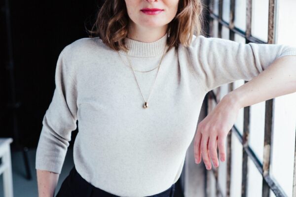 die Berliner Autorin Wlada Kolosowa liest aus ihrem aktuellen Roman Mutters Sprache.