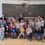 Foto: Erster Bürgermeister Florian Schneider (Mitte) besuchte das Kinderparlament der Hans Kammerer Grundschule  Mit im Bild: (v l ) Schulleiterin Gertrud Stadler und Simon Aicher (JAS) sowie Lehrkraft Kristina Bös  Fotocredit: Stadt Burghausen / tg