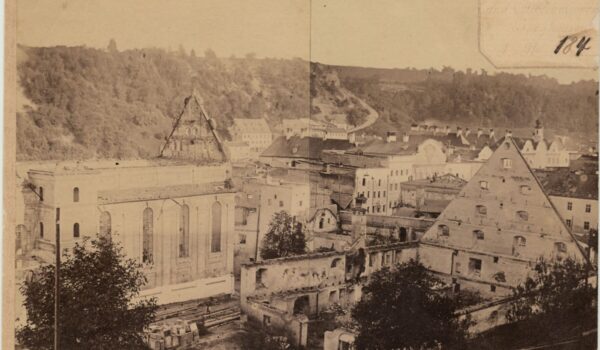 1601, vor 425 Jahren, wurde nach zwei Jahren Bauzeit eines der größten Gebäude in Burghausen fertiggestellt. Heute erinnert nichts mehr an den herzoglichen Salzstadel in der Zaglau