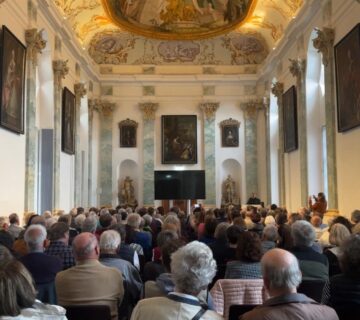 Hochkarätige Gäste im Gespräch: Mit Altbürgermeister Hans Steindl, Prof  Dr  Dr  h c  mult  emeritus Wolfgang A  Herrmann (TUM) und Generalkonservator Mathias Pfeil vom Bayerischen Landesamt für Denkmalpflege 