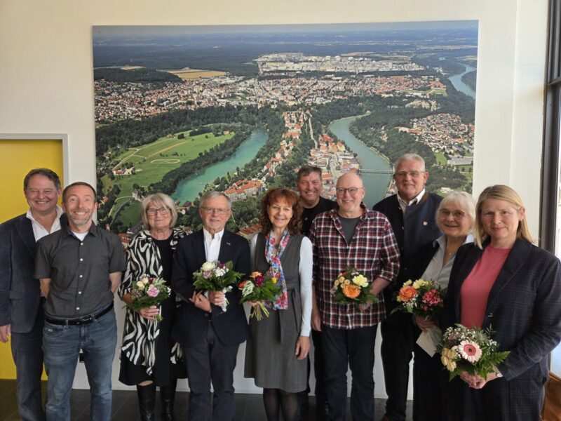 Ausscheidende Stadträte nach der Kommunalwahl 2026 in Burghausen. Foto Edenhoffer