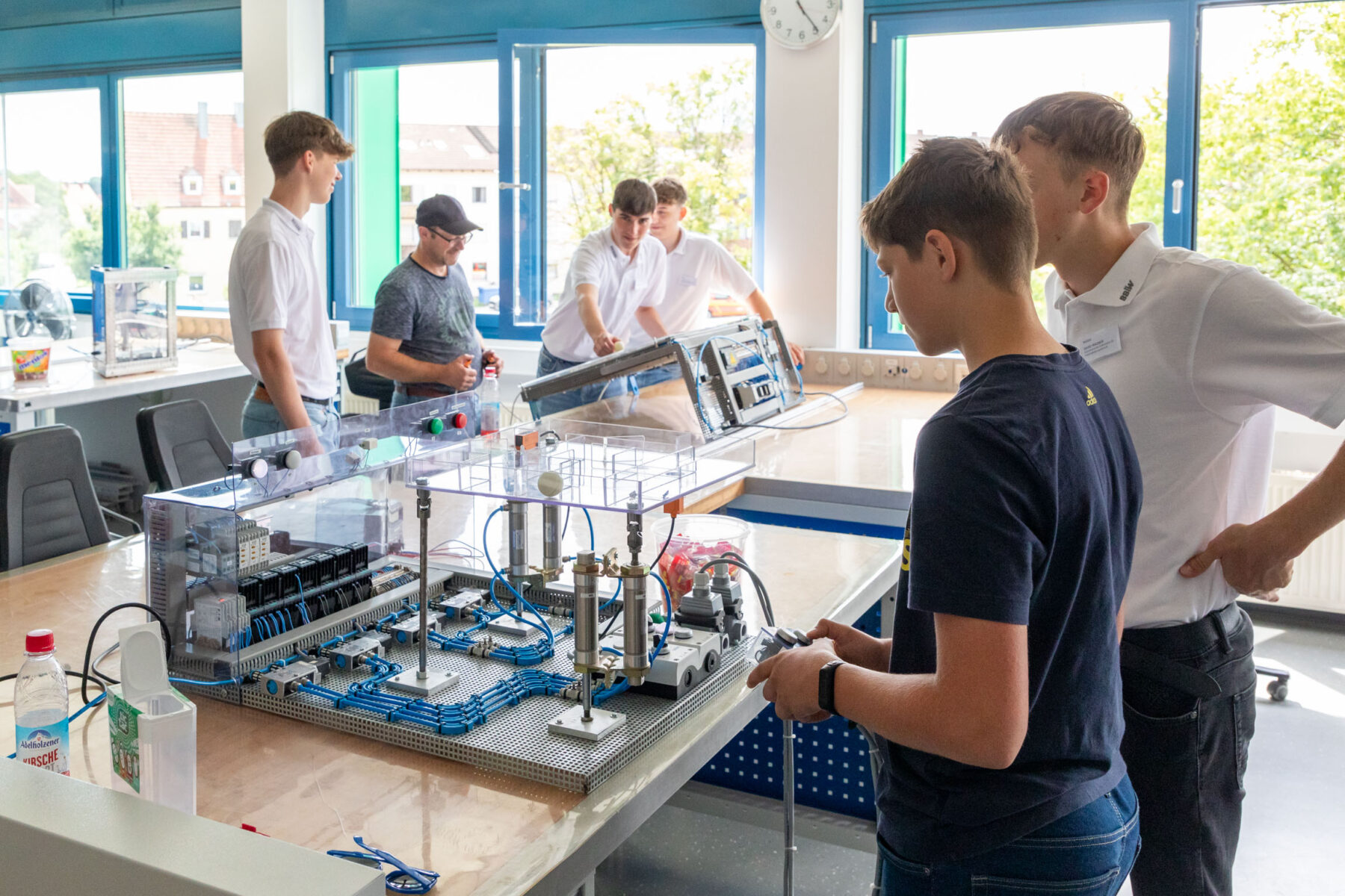 Einen Blick hinter die Kulissen der Ausbildung im BBiW können Interessierte beim Berufsinfotag werfen  (Quelle: WACKER)