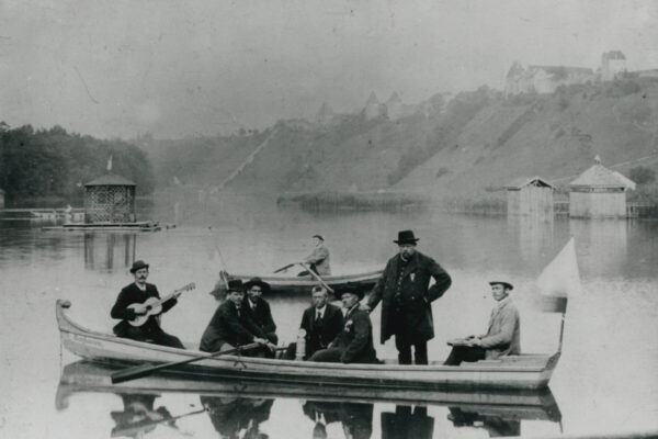 St_P 398 Badehäuschen am Wöhrsee - 1900-1914 Kahnfahrten am Wöhrsee, Anfang 20. Jh., Foto: Haus der Fotografie