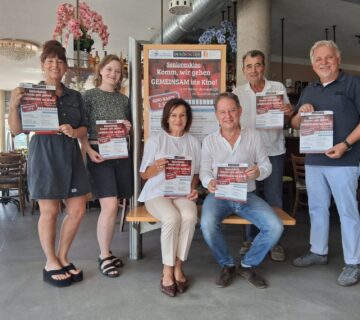 Sie stehen hinter dem Projekt Seniorenkino (v l ): Katrin Krumbachner (Landratsamt Altötting), Veronika Alfranseder (Seniorenbüro),  Claudia Semmler (Sprecherin der Arbeitsgemeinschaft Senioren Burghausen), Erster Bürgermeister Florian Schneider, Altbürgermeister Hans Steindl (VdK Ortsvorsitzender) und Heinz Donner (Seniorenreferent)  Fotocredit: Stadt Burghausen/tg