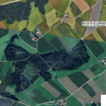 Aufgrund der Sanierung der Bahnübergange Lehner und Mühlweg muss die Gemeindestraße zwischen der Berghamer Straße und Lehner sowie der Mühlweg von Montag, 21  September, bis voraussichtlich Donnerstag, 05  November 2026, vollständig für den Verkehr gesperrt werden 
