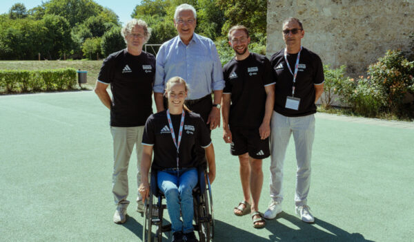 Das Anna Schaffelhuber Grenzenlos Camp in Burghausen ist ein inklusives Bildungs- und Erlebnisformat für Jugendliche mit und ohne Behinderung. Im Mittelpunkt stehen Sport, Medien und Persönlichkeitsentwicklung.