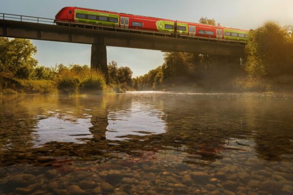 Wasserstoffzug_Bruecke_1MB Wasserstoffzug_Bruecke_1MB